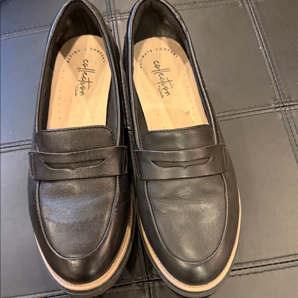 Clarks Women's Black Leather Wedges
